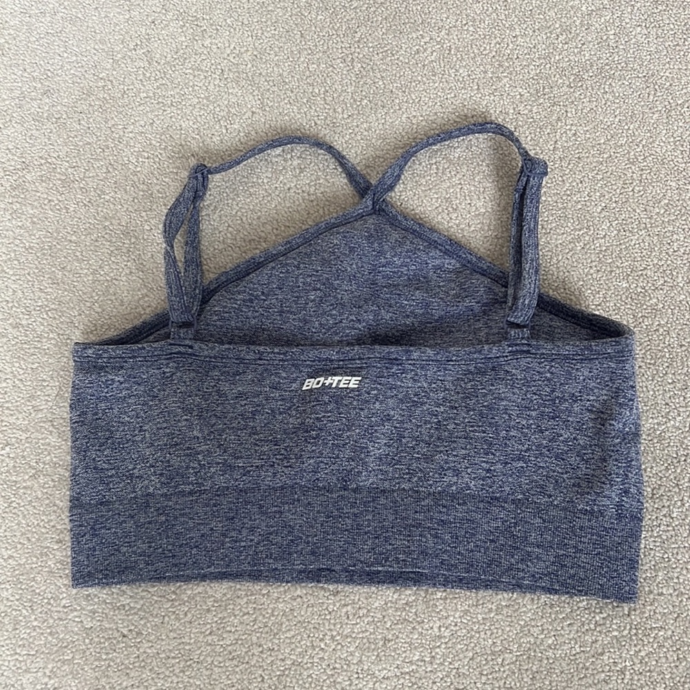 BO+TEE WORKOUT SET - Picture 4 of 5